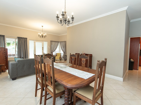 5 Bedroom Property for Sale in Walmer Eastern Cape